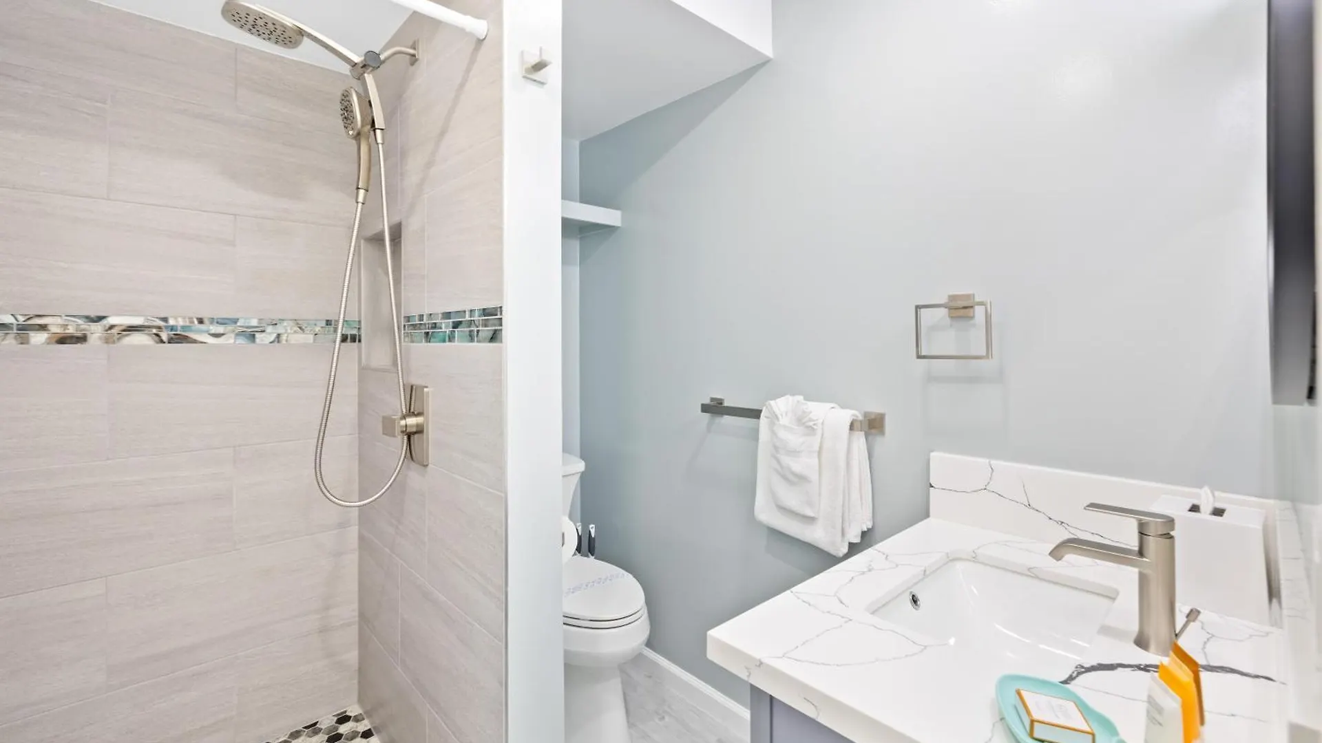 Apartman Fully Renovated 2Br And 2Ba Near Waikiki Beach With Parking Honolulu
